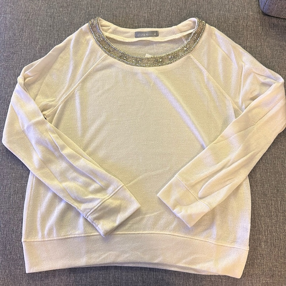 Embroidered collar crew neck sweatshirt